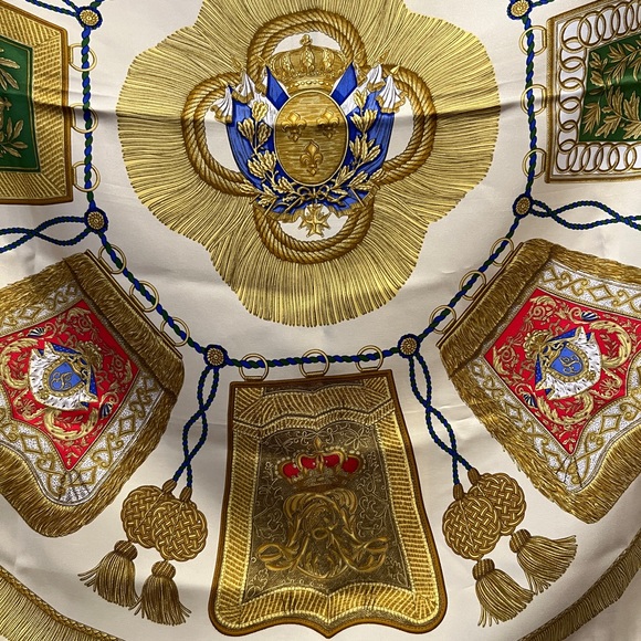 Hermes $550 Poste et Cavalerie Silk Large Scarf 💕HOST PICK💕 - Picture 5 of 8